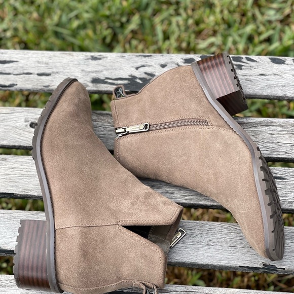 BLONDO sawyer waterproof bootie dark taupe 7.5 new - Picture 5 of 9